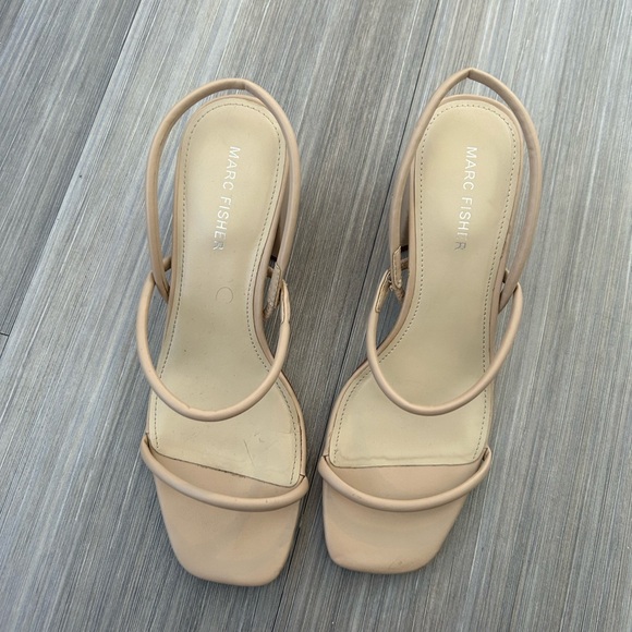 Shoes Heels Block By Marc Fisher In Tan, Size: 8.5